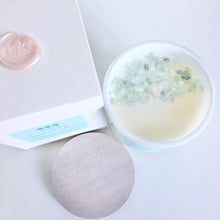 Load image into Gallery viewer, Gardenia Blossom - Luxe Gem Soy Candle