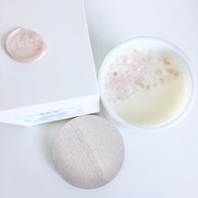 Load image into Gallery viewer, Strawberries &amp; Champagne - Luxe Gem Soy Candle
